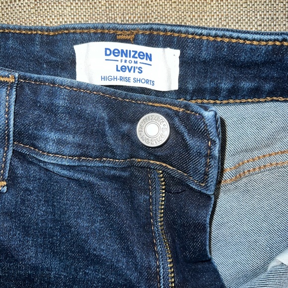 LEVI DENIZEN dark denim shorts - Picture 3 of 3